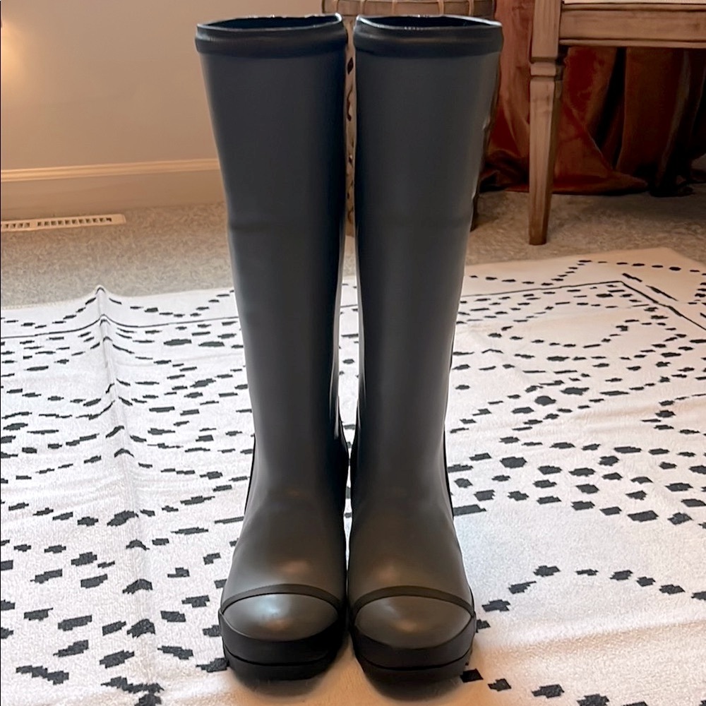 Sorel Black Winter & Rain Boots - Picture 5 of 9